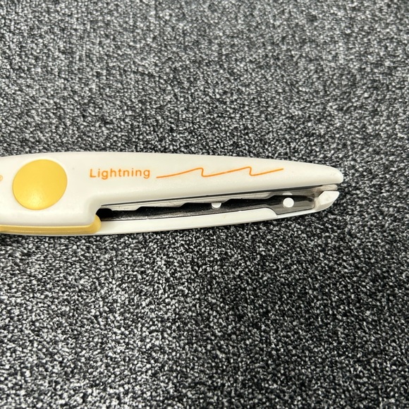 Fiskars Edging Craft Scissors Set - Picture 4 of 6